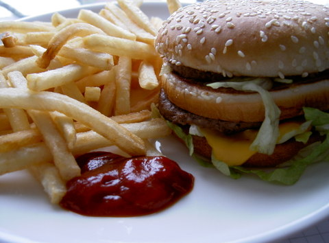 Los daños de la comida rápida