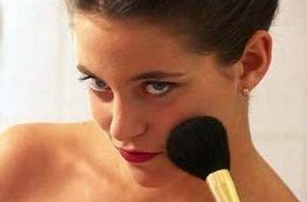 Maquillajes dermatológicos para el rostro y los ojos