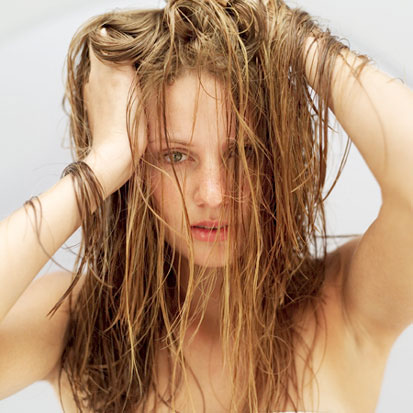 Consejos para mantener el cabello graso a raya