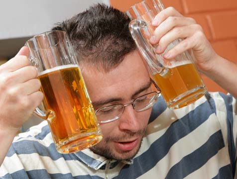 ¿Cómo eliminar la resaca? Un nuevo parche ha salido al mercado