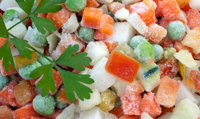 ¿Por qué no deberías volver a congelar los alimentos?