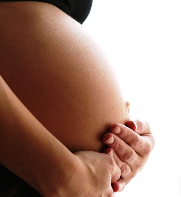Cinco síntomas comunes que revelan un embarazo