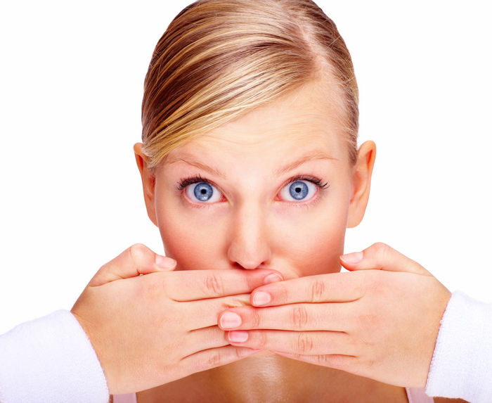 Cinco remedios naturales para prevenir el mal aliento