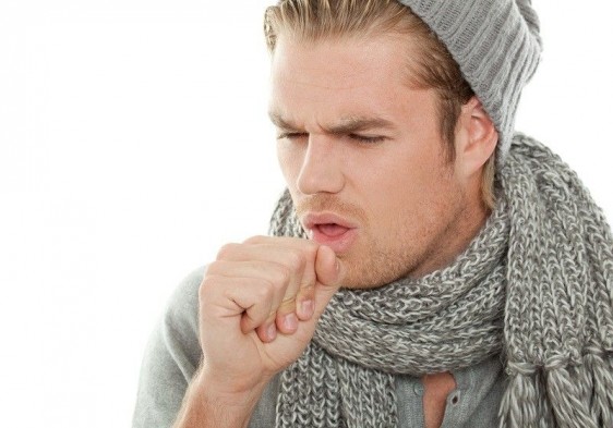 Cinco alimentos que debes evitar cuando tienes tos